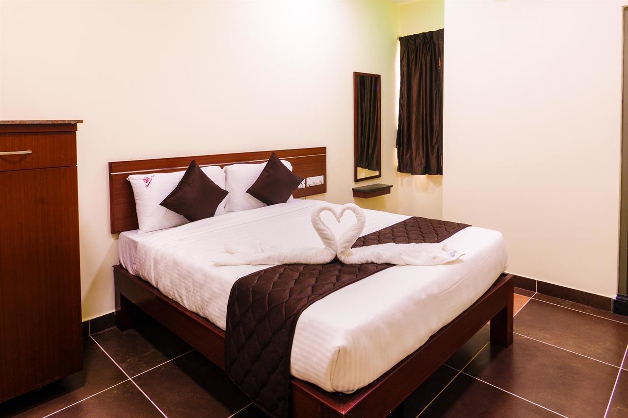 Hotel Signature Inn Пондичерри Экстерьер фото